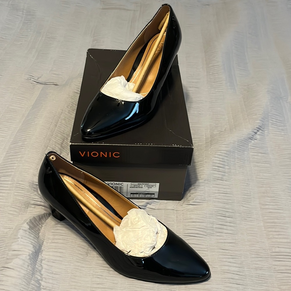 Vionic Mia Patent Black Heels nib sz 10